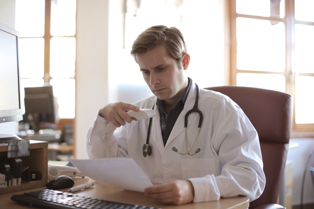 Credenciamento médico: como trabalhar com planos de saúde na sua clínica?